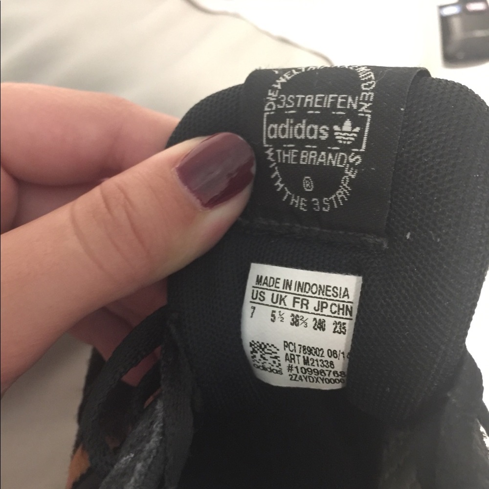 Shoes - Picture 2 of 2